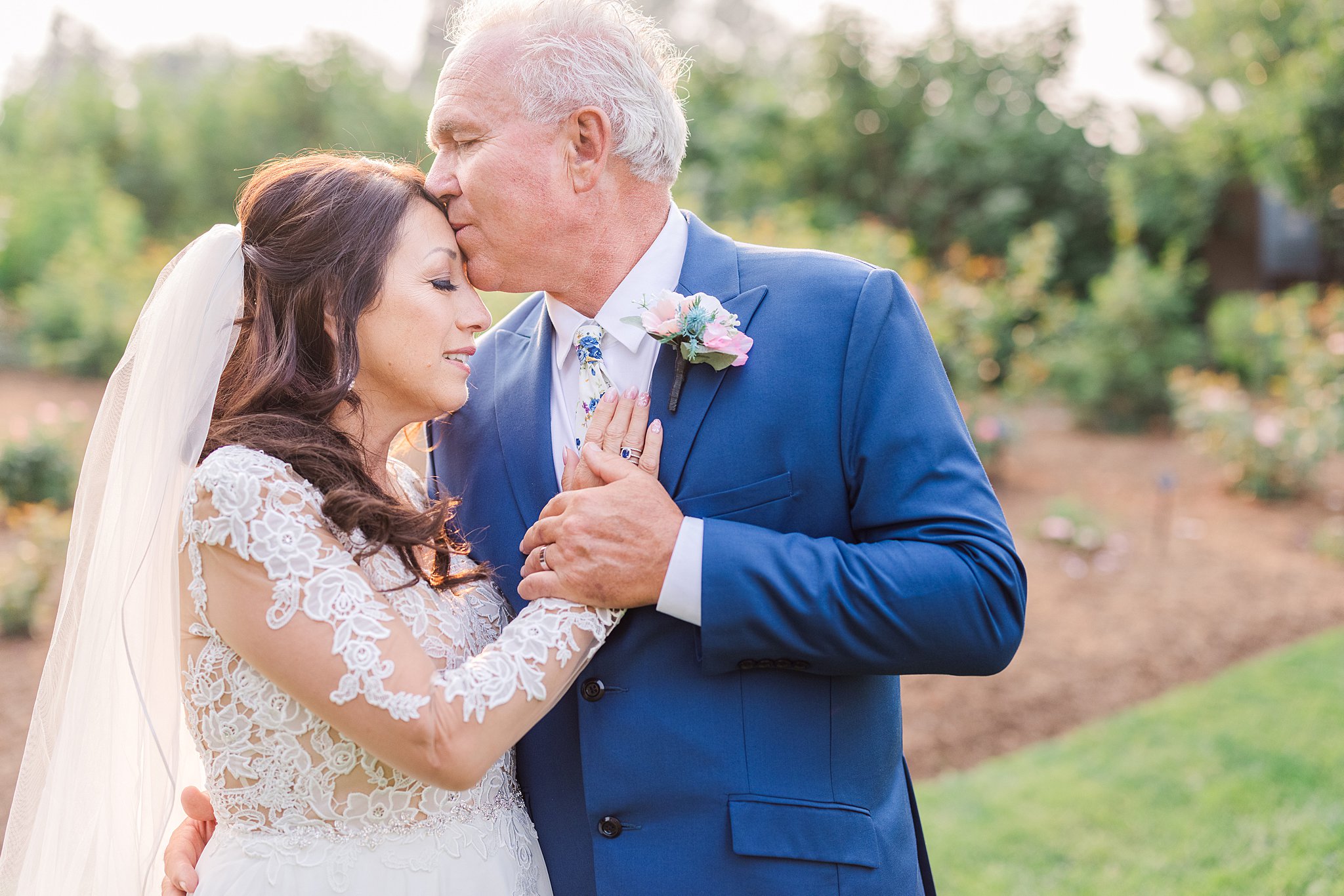 summer-second-wedding-calgary-zoo-grazers-restaurant-peggy-dave-ethereal-photography-inc_0017.jpg summer-second-wedding-calgary-zoo-grazers-restaurant-peggy-dave-ethereal-photography-inc_0017.jpg