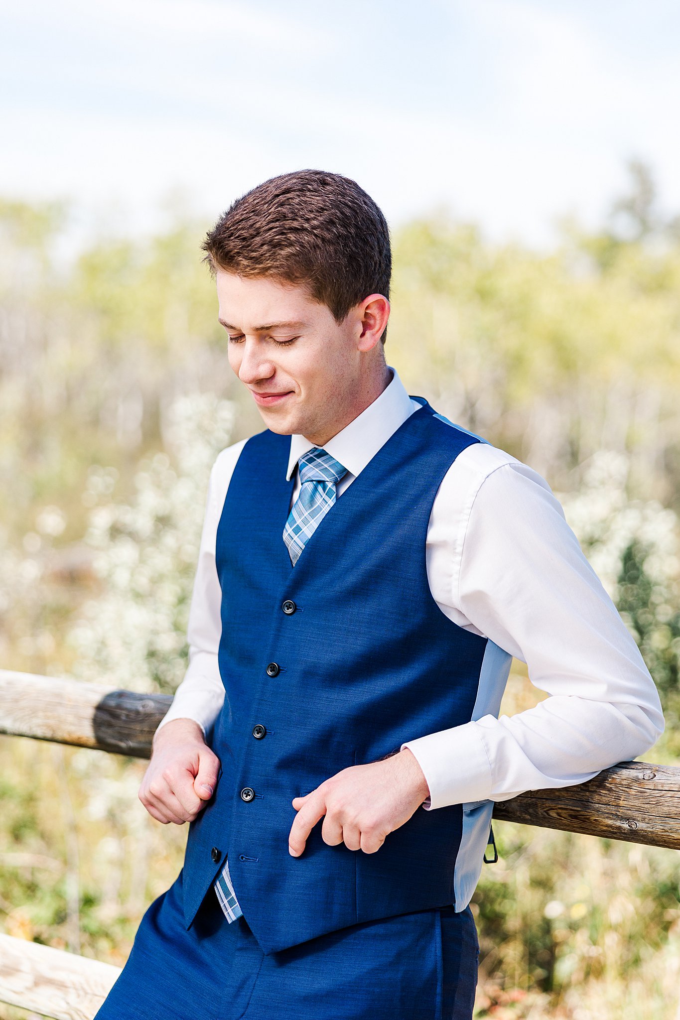marissa-lewis-late-alberta-summer-wedding-water-valley-events-church-ethereal-photography-inc_0018.jpg